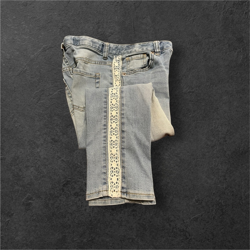 Cat & Jack cropped jeans with lace
